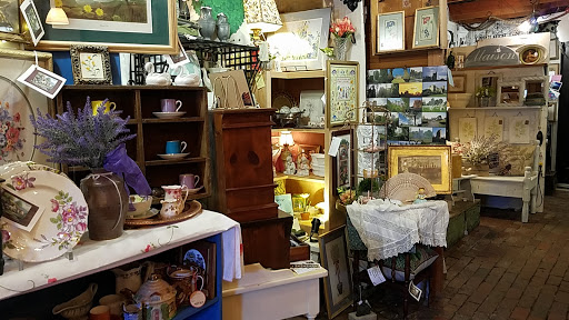 Antique Store «Wrentham Country Store», reviews and photos, 715 East St, Wrentham, MA 02093, USA