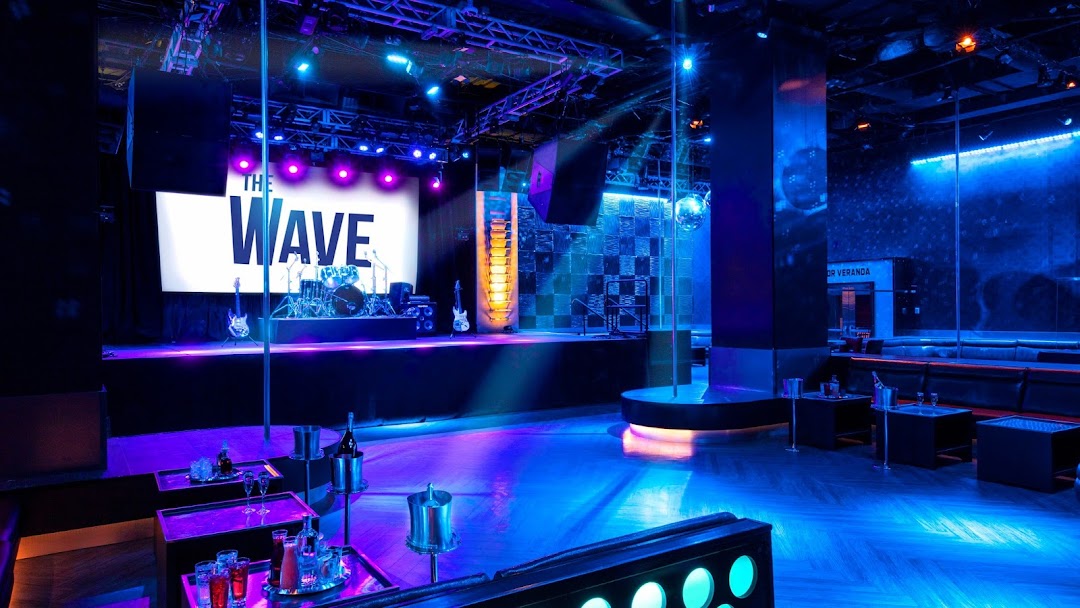 The Wave Bar & Lounge