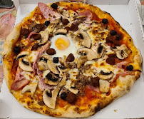 Pizza du Restaurant italien Pizzeria d'Annabella à Saint-Maur-des-Fossés - n°4