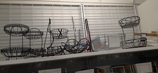 Clothing Store «Ross Dress for Less», reviews and photos, 581 Roosevelt Rd, Glen Ellyn, IL 60137, USA