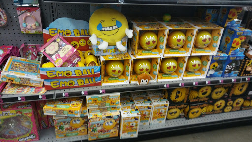 Variety Store «Five Below», reviews and photos, 846 Pelham Pkwy, Pelham, NY 10803, USA