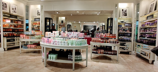 Shopping Mall «Charlottesville Fashion Square», reviews and photos, 1600 Rio Rd E, Charlottesville, VA 22901, USA