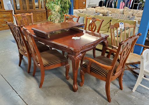 Thrift Store «St. Vincent de Paul Thrift Store», reviews and photos, 4009 S 56th St, Tacoma, WA 98409, USA