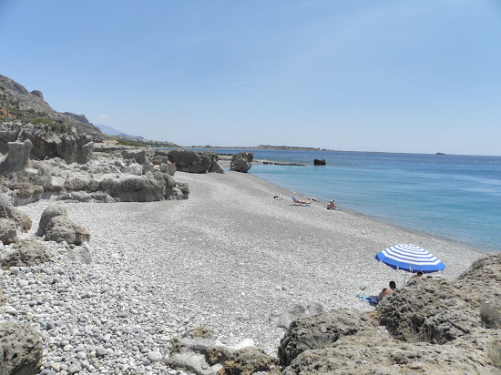 Karavopetra beach
