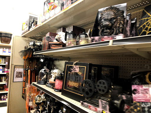 Discount Store «Big Lots», reviews and photos, 8563 Watson Rd, Webster Groves, MO 63119, USA