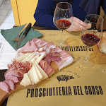 Photo n°8 de l'avis de Claudio.n fait le 18/12/2021 à 22:58 sur le  Prosciutteria Del Corso à Spoleto