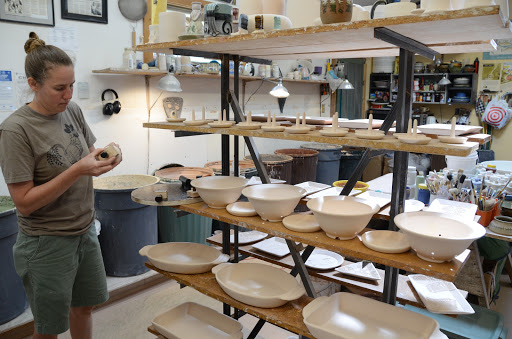 Pottery Store «Mississippi Mud Pottery», reviews and photos, 310 E Broadway, Alton, IL 62002, USA