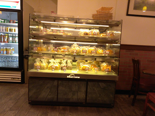 Shopping Mall «Gallery Place», reviews and photos, 616 H St NW, Washington, DC 20001, USA