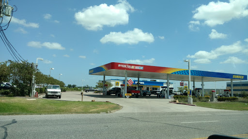 Convenience Store «Stripes Convenience Store», reviews and photos, 1475 E Main St, Tomball, TX 77375, USA