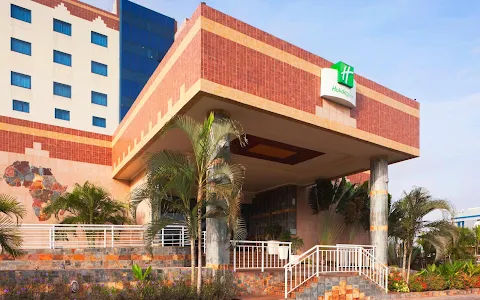Holiday Inn Accra Airport, an IHG Hotel image