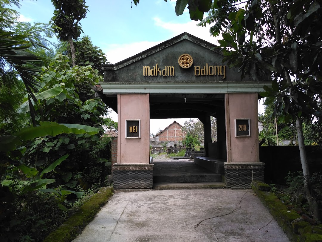 Makam Balong