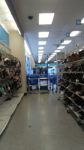 Clothing Store «Ross Dress for Less», reviews and photos, 201 University Oaks Blvd, Round Rock, TX 78664, USA