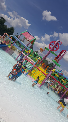 Water Park «Red Oaks Waterpark», reviews and photos, 1455 E 13 Mile Rd, Madison Heights, MI 48071, USA