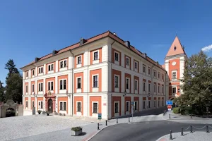 Chateau Ostrov nad Ohri image