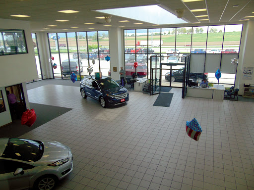 Ford Dealer «Ernie Von Schledorn Ford Lomira», reviews and photos, 700 East Ave, Lomira, WI 53048, USA