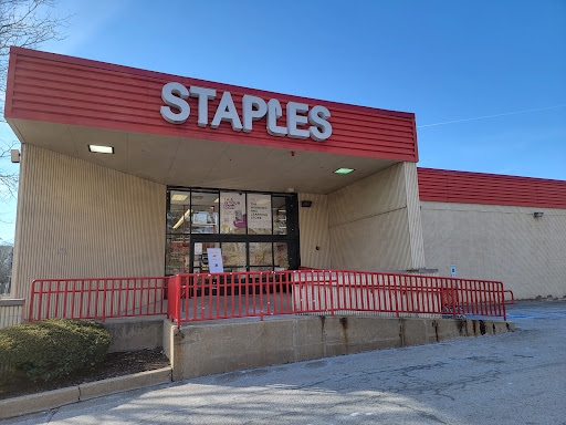 Office Supply Store «Staples», reviews and photos, 30 Lafayette Ave, Morristown, NJ 07960, USA