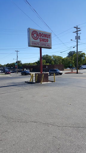 Donut Shop «Great American Donut Shop», reviews and photos, 901 US-31 BYP, Bowling Green, KY 42101, USA