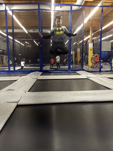 Recreation Center «G6 Airpark», reviews and photos, 10414 SE Washington St, Portland, OR 97216, USA