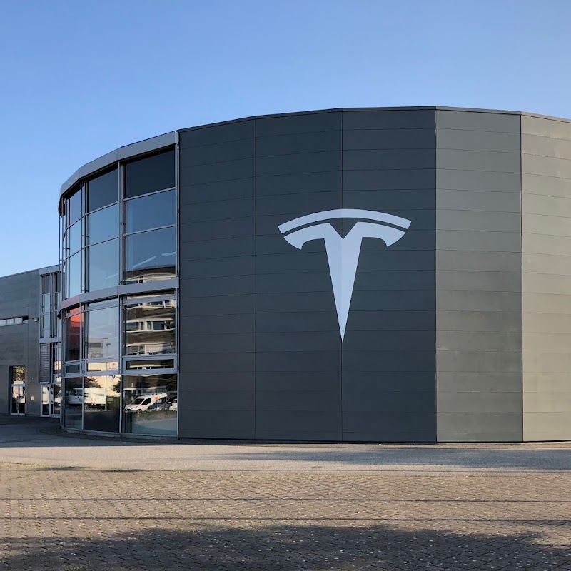 Tesla Center Hamburg Wandsbek