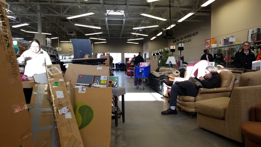 Non-Profit Organization «Goodwill Store & Donation Center», reviews and photos, 351 E Roosevelt Rd, Lombard, IL 60148, USA