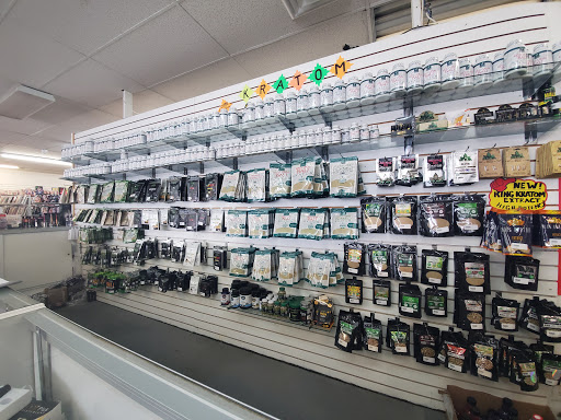 Tobacco Shop «the Smoke and Glass Shop», reviews and photos, 1746 E Joppa Rd, Parkville, MD 21234, USA