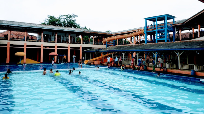 10 Tempat Seru di Taman Rekreasi Air di Kabupaten Bandung