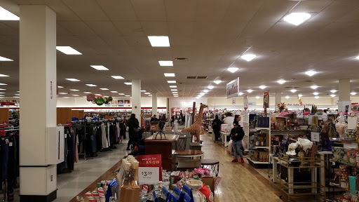 Department Store «T.J. Maxx & HomeGoods», reviews and photos, 105 Middlesex Ave, Somerville, MA 02145, USA