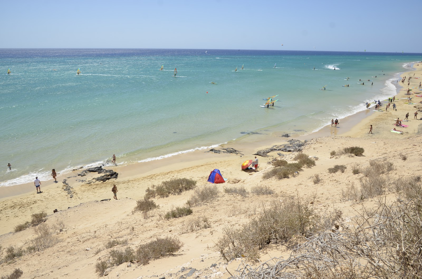 Playa Sotavento'in fotoğrafı düz ve uzun ile birlikte