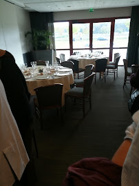 Atmosphère du Restaurant Le Castel J'Huly à Châteaubourg - n°9