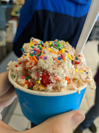 Ice Cream Shop «The Arctic Scoop», reviews and photos, 841 S Hurstbourne Pkwy, Louisville, KY 40222, USA