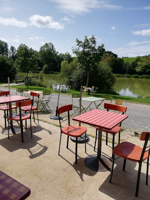 Buvette de l'étang de Farges à Menetou-Salon