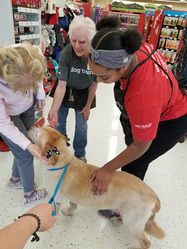 Pet Supply Store «Petco Animal Supplies», reviews and photos, 8164 Mall Pkwy, Lithonia, GA 30038, USA