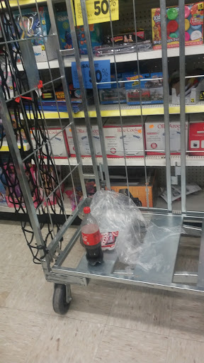 Discount Store «Dollar General», reviews and photos, 17 E State St, Quarryville, PA 17566, USA