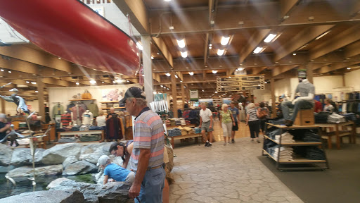 Clothing Store «L.L. Bean», reviews and photos, 95 Main St, Freeport, ME 04032, USA