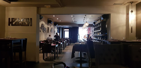 Restaurant Sakura - Carrer Figuerola, 34, 17001 Girona, Spain