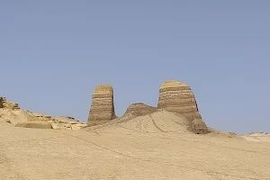 Shamal el Boheira gates image