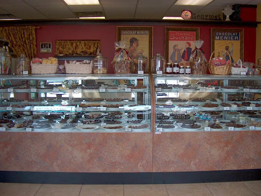 Gourmet Grocery Store «J. Edwards Fine Chocolates & Gourmet Cakes», reviews and photos, 2106 W Sycamore St, Kokomo, IN 46901, USA