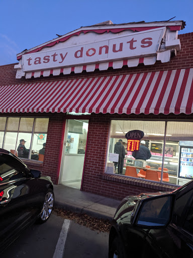 Donut Shop «Tasty Donuts», reviews and photos, 6441 E 72nd Pl, Commerce City, CO 80022, USA
