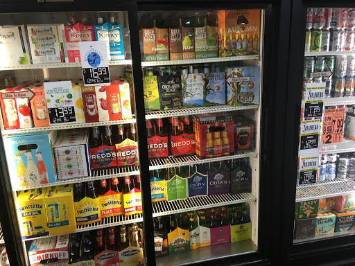 Liquor Store «Liquor Locker», reviews and photos, 1740 Dual Hwy, Hagerstown, MD 21740, USA