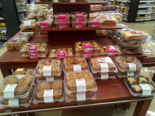 Supermarket «Big Y», reviews and photos, 1021 S Main St, Cheshire, CT 06410, USA