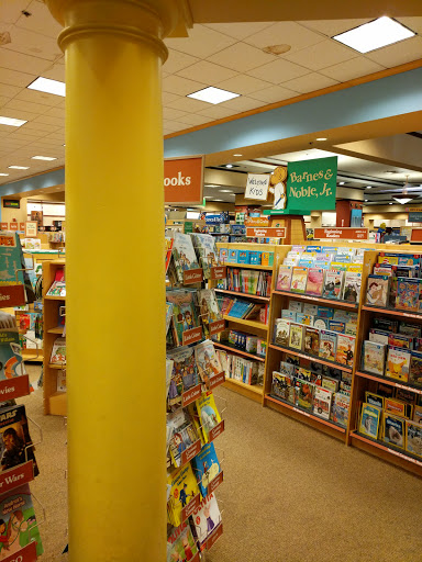 Book Store «Barnes & Noble», reviews and photos, 200 W Rte 70, Marlton, NJ 08053, USA