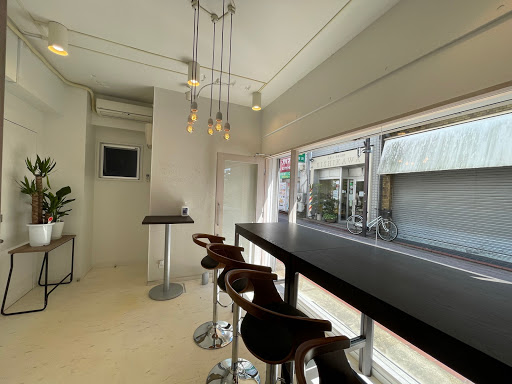 Tokyo Timeout Cafe: Co-working, Study, and Relaxation Space