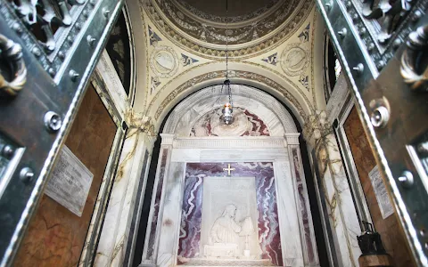 Dante's Tomb image