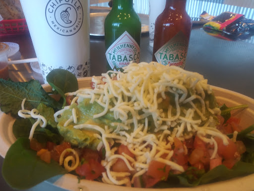 Mexican Restaurant «Chipotle Mexican Grill», reviews and photos, 895 N Academy Blvd, Colorado Springs, CO 80909, USA