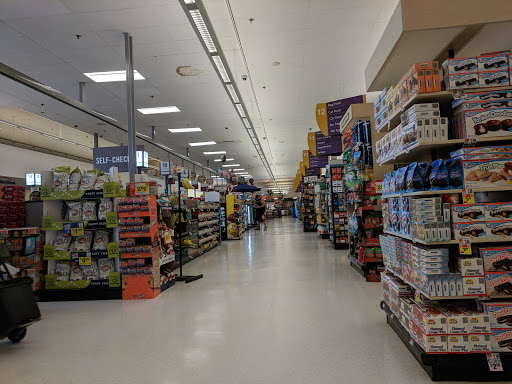 Grocery Store «Super Stop & Shop», reviews and photos, 72 Newtown Rd, Danbury, CT 06810, USA