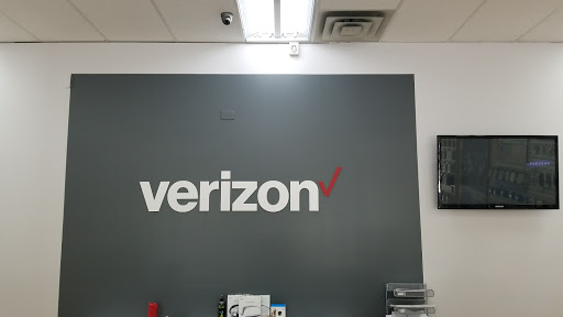 Cell Phone Store «GoWireless Verizon Authorized Retailer», reviews and photos, 1819 N Pine Island Rd, Plantation, FL 33322, USA