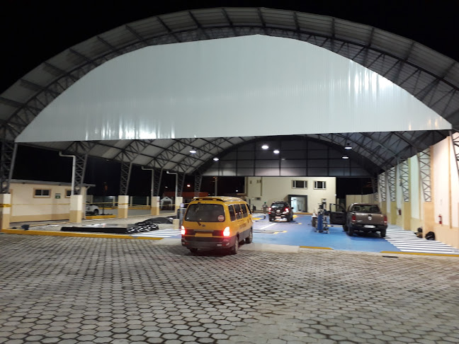 Opiniones de Centro Revision Vehicular Lago Agrio en Nueva Loja - Oficina de empresa