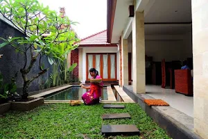 Jayastuti House Penestanan image