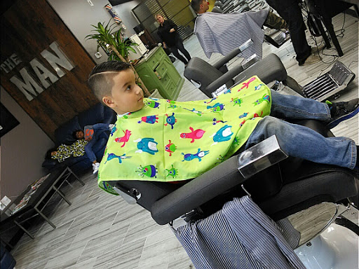 Barber Shop «The Man Barbershop & more», reviews and photos, 2822 S Alafaya Trail #190, Orlando, FL 32828, USA