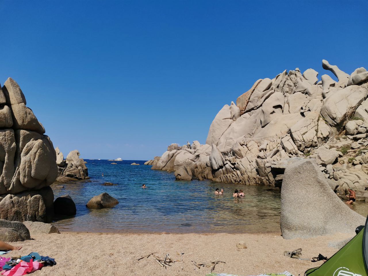 Foto van Spiaggia Cala Francese met blauw puur water oppervlakte